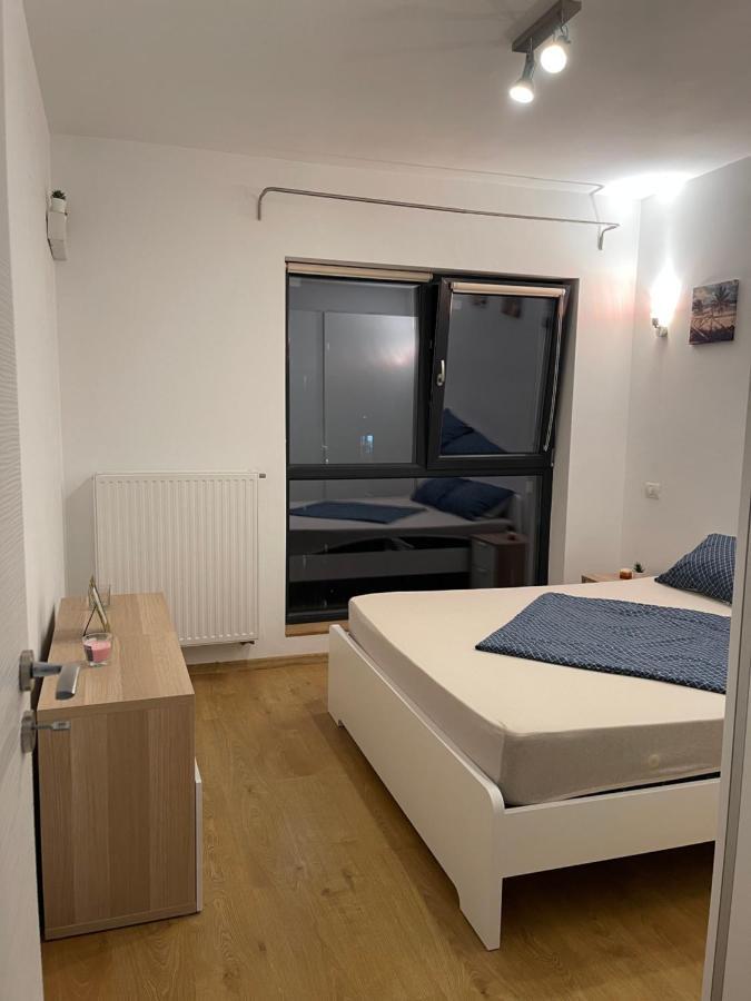 Energy Luxury Apartment Near Presidential Palace Bucarest Esterno foto