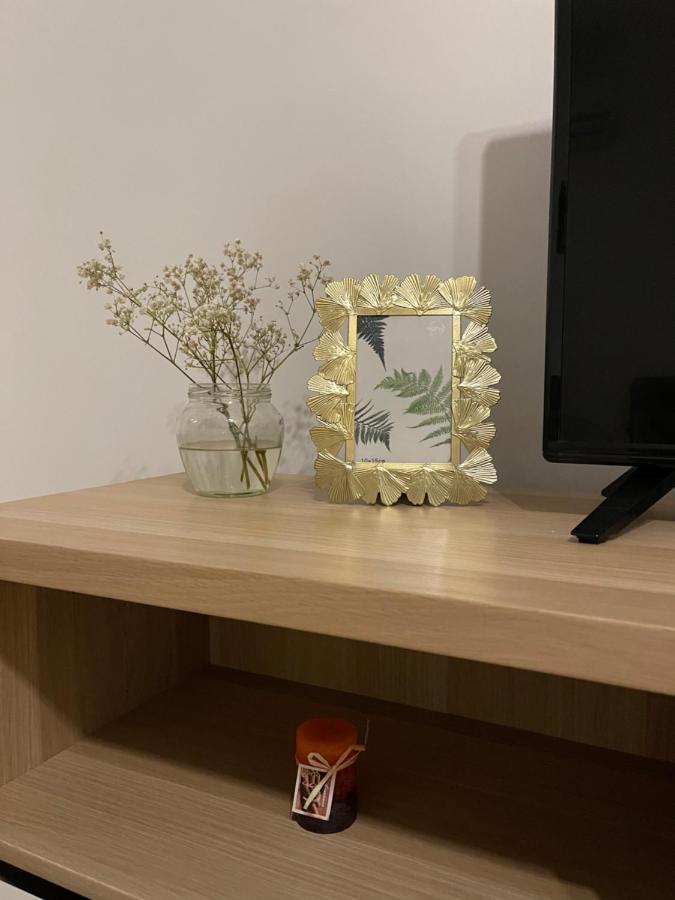 Energy Luxury Apartment Near Presidential Palace Bucarest Esterno foto